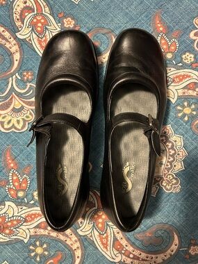 SoftWalk Black Leather Mary Jane Flats with Buckle Strap